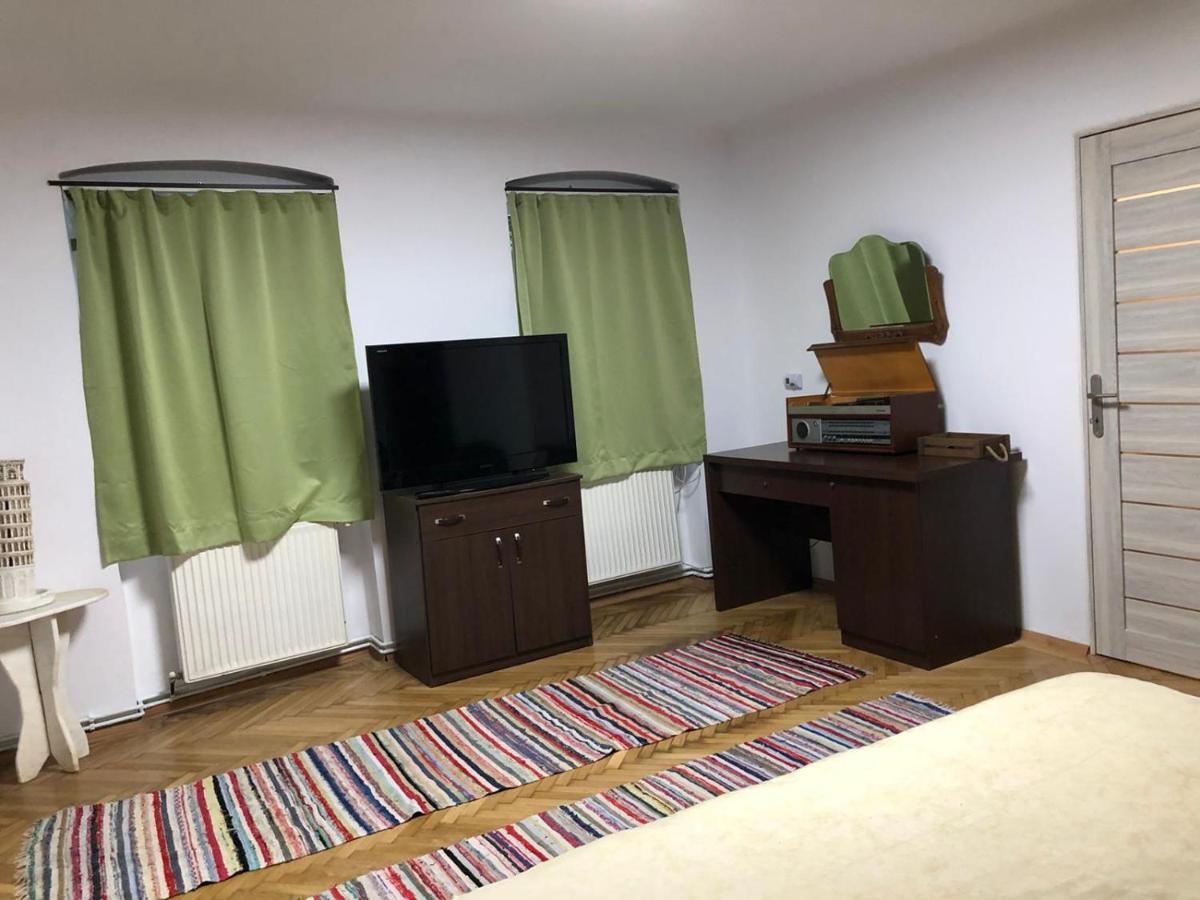 Apartmán Garsoniera Centru Brašov Exteriér fotografie